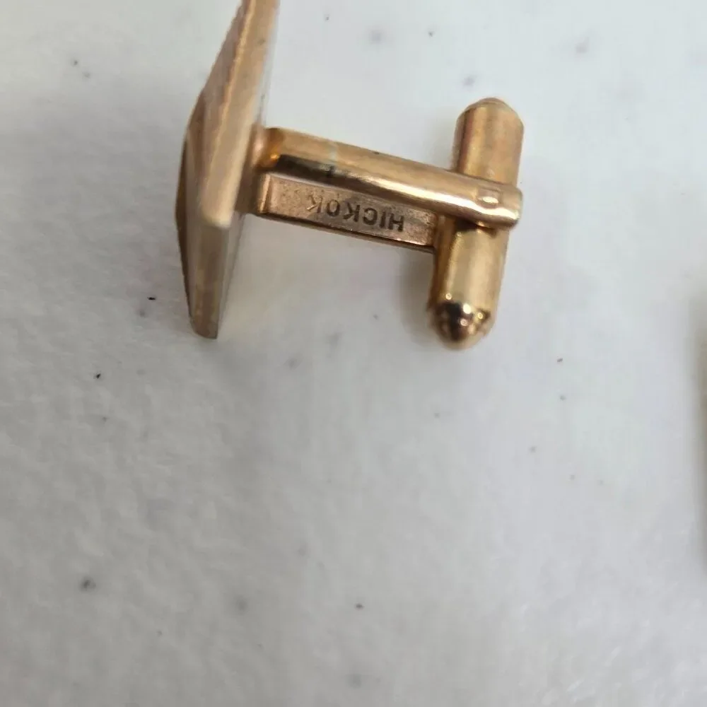 Hickok Cufflinks Gold Tone Geometric Square Stripe Vintage MCM Art Deco Look